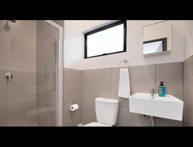 1 BEDROOM PROPERTY TO RENT IN FERNDALE